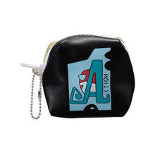 Cargar imagen en el visor de la galería, 新箱識 現貨 行版 BANDAI 扭蛋 蠟筆小新角色系列小拉鍊袋匙扣掛飾 第2彈 錢包 銀包 小袋子 一套5款