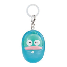 Cargar imagen en el visor de la galería, 新箱識 🌟9月新貨🌟 現貨 扭蛋 BANDAI (Sanrio) HAPIDANBUI 單人露營 雨傘吊飾 一套6款 xo sam pc狗 ap鴨 青娃仔 水怪