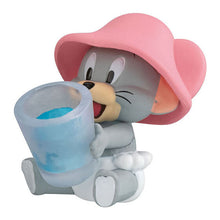 Load image into Gallery viewer, 新箱識 🌟 9月新貨🌟 現貨 扭蛋 行版 BANDAI TOM AND JERRY 桑拿公仔 一套5隻 湯姆貓與傑利鼠 史派克 Spike 傑利的大表哥 傑利的二表哥