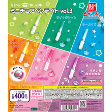 將圖片載入圖庫檢視器 新箱識 🌟7月新貨🌟 現貨 行版 BANDAI 扭蛋 KING BLADE迷你螢光棒 3 一套6款
