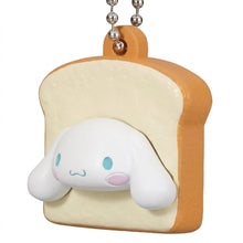 Load image into Gallery viewer, 【新箱識】【7月新貨】【現貨】【日版】【扭蛋】 Takara Tomy Arts  SANRIO 角色白吐司夾心吊飾 一套5款   PC狗 花丸鬼鬼 Cinnamoroll 肉桂狗  布丁狗 布甸狗 Hello Kitty
