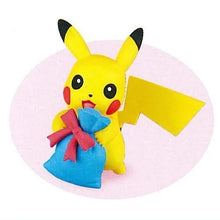 Load image into Gallery viewer, New box knowledge 🌟 New arrivals in November 🌟 Ready-made gashapon Japanese version brand new Takaratomy Pokemon gift edition set of 4 types
