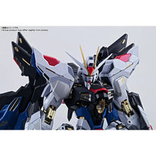 Cargar imagen en el visor de la galería, 新箱識 🌟6月新貨🌟 現貨 行版 BANDAI METAL BUILD 突擊自由高達 -重生版- MB
