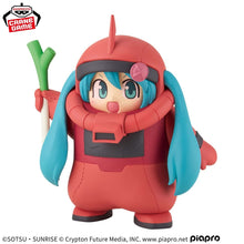 Cargar imagen en el visor de la galería, 新箱識 🌟3月新貨🌟 現貨 行版 BANDAI 景品 高達45週年 X 初音未來 馬沙專用渣古 初音未來Ver.
