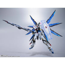 Cargar imagen en el visor de la galería, 新箱識 🌟6月新貨🌟 現貨 行版 BANDAI METAL BUILD 突擊自由高達 -重生版- MB
