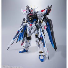 Cargar imagen en el visor de la galería, 新箱識 🌟6月新貨🌟 現貨 行版 BANDAI METAL BUILD 突擊自由高達 -重生版- MB
